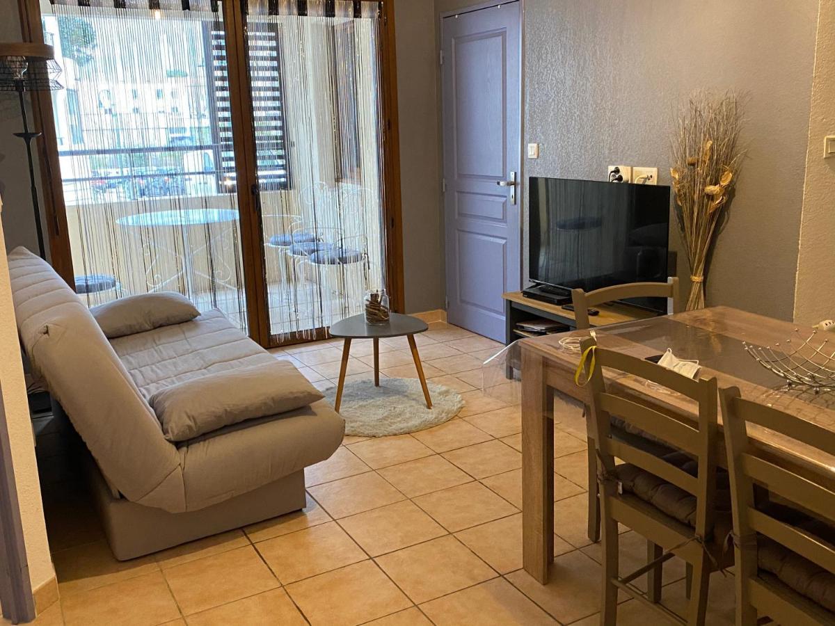 Appartement 3 Min A Pied Du Centre D'Uzes Parking Piscine Exterior foto